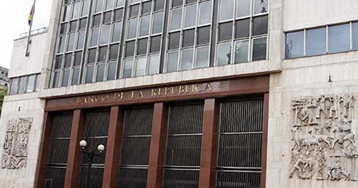 El Banco Central de Colombia desafía a Gustavo Petro y recorta la tasa ...