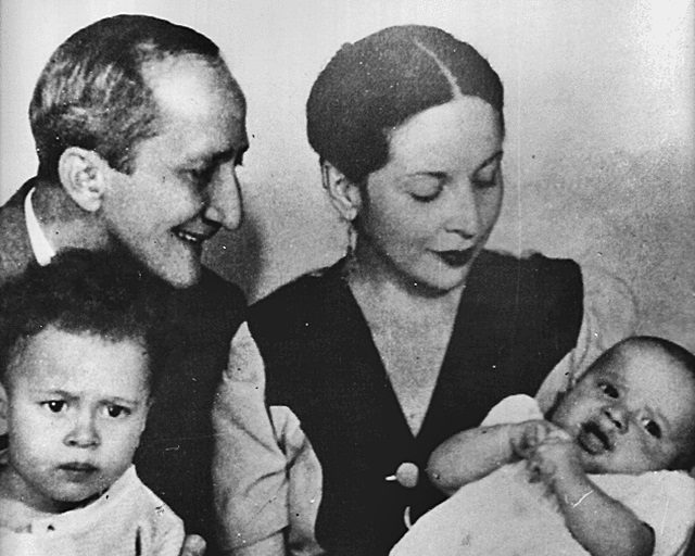 Andrés Eloy Blanco y su familia