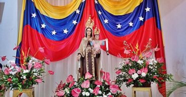 En Güiria este 16 de julio de 2022, Monseñor Jaime Villarroel proclamo a la Virgen del Carmen como Copatrona de la Parroquia Inmaculada Concepción