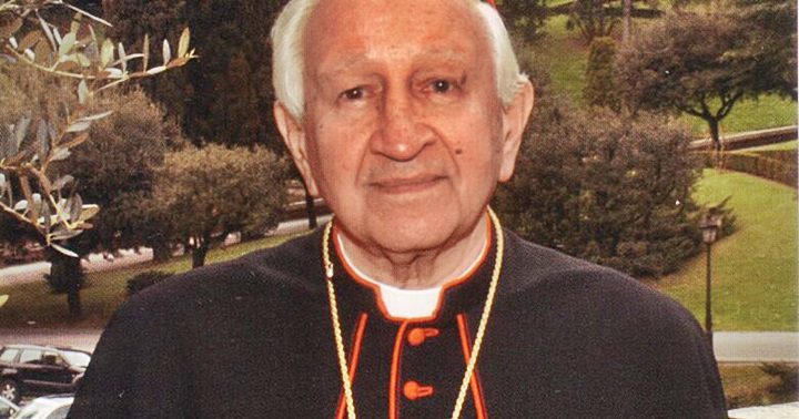 Cardenal Rosalio Castillo Lara