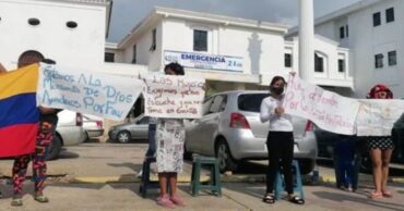 Embarazadas reclamaron atención médica frente al Hospital Central de Maracaibo