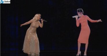 Christina Aguilera y Whitney Houston Hologram Performance The Voice