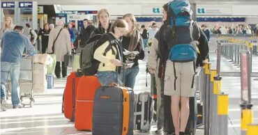 Los argentinos están hartos, emigran a un promedio de 200 por día, la mayoría son jóvenes