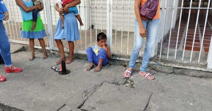 Niño indígena golpeado en una panadería de Tucupita 1