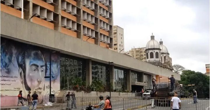 Tarimas del chavismo