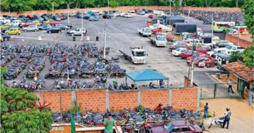 Carros y motos en Colombia