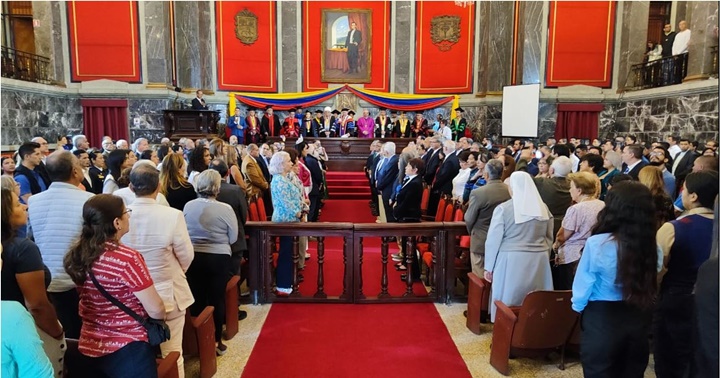 Cardenal Baltazar Porras 2