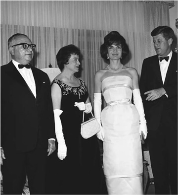 Rómulo Betancourt y Carmen Valverde