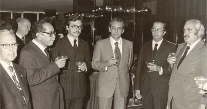 Luis Herrera Campíns 2