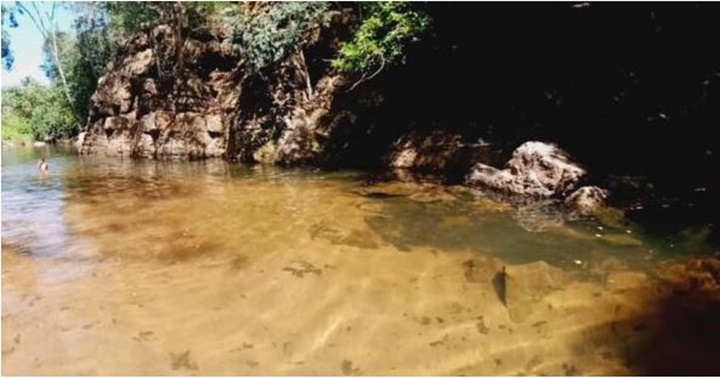 Agua en Cuesta Colorada de Cumaná