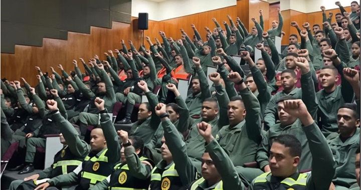Militares venezolanos
