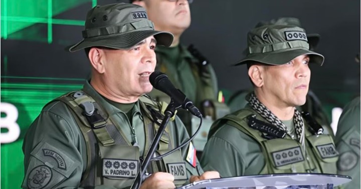 Valdimir Padrino y Hernández Lárez