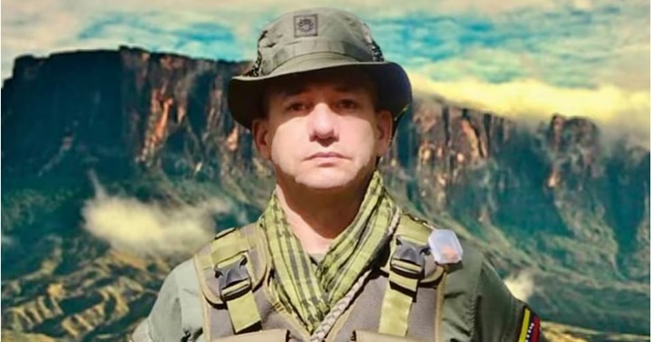 Víctor Eli Ruiz Camacho