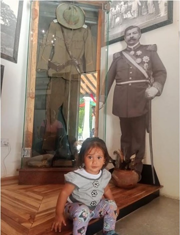 Rafael Sanabria Martínez sobrina