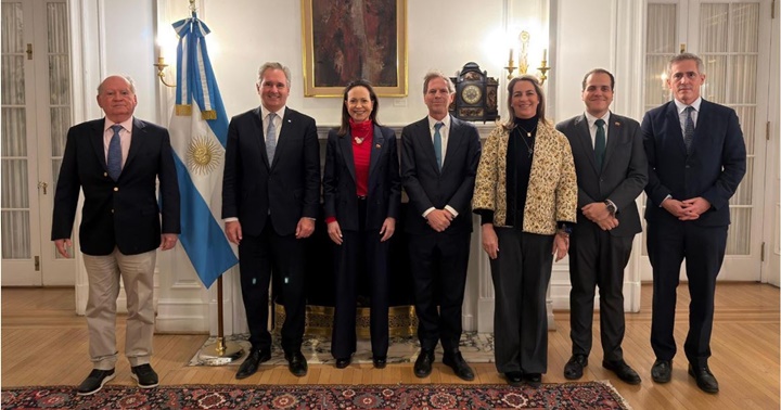 María Corina Machado y Pablo Quirno 1