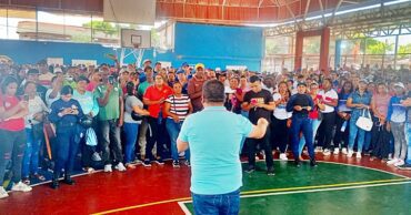 Consulta Popular en Valdez 01