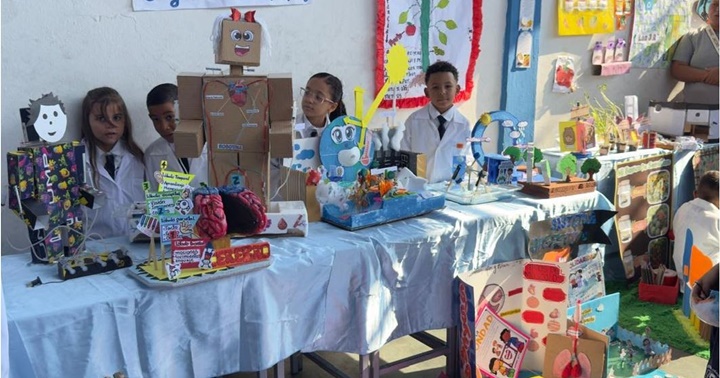 Escuela Antonio José de Sucre el Consejo Aragua 1