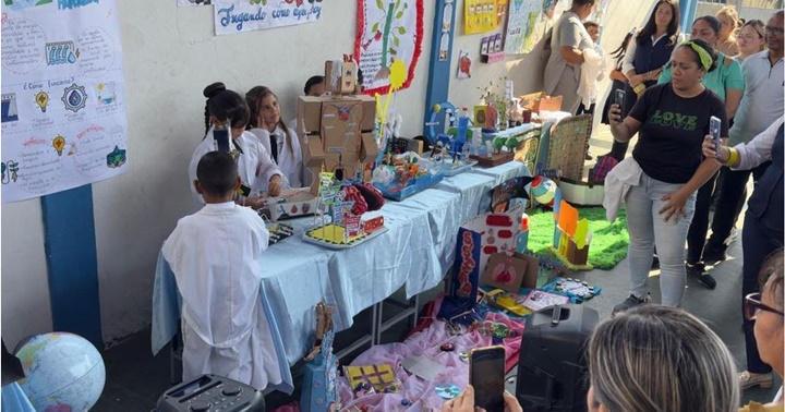 Escuela Antonio José de Sucre el Consejo Aragua 4