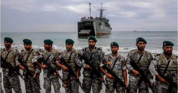 Tropas iraníes estrecho de Ormuz.