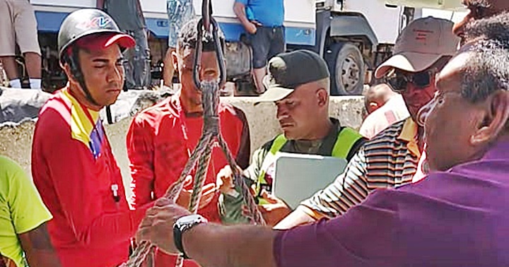 Güiria una embarcación con 6 toneladas de atún 3