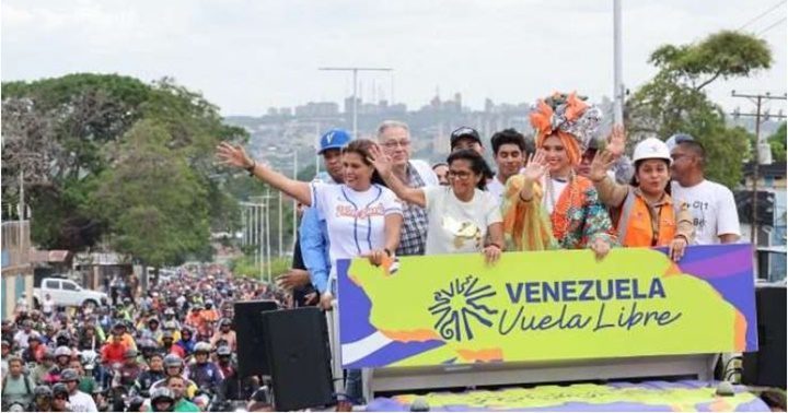 Delcy Rodríguez en Bolívar