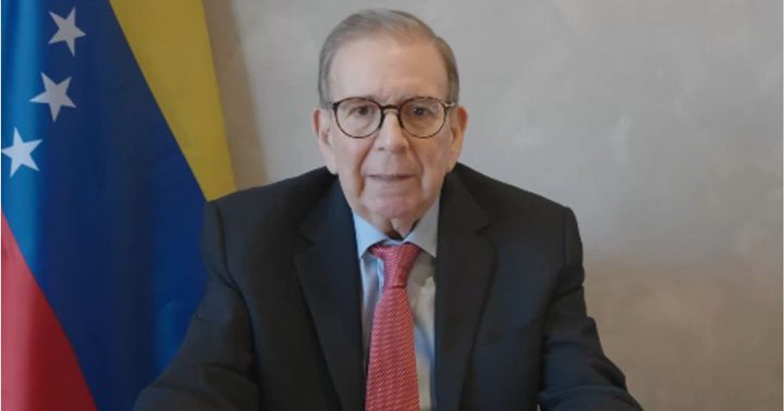 Edmundo González Urrutia