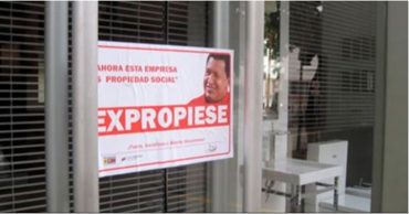 Hugo Chávez exprópiese