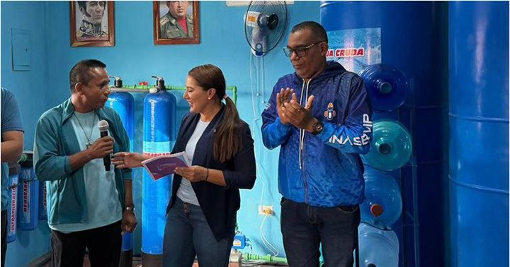 Jhoanna Carrillo planta de agua Sucre