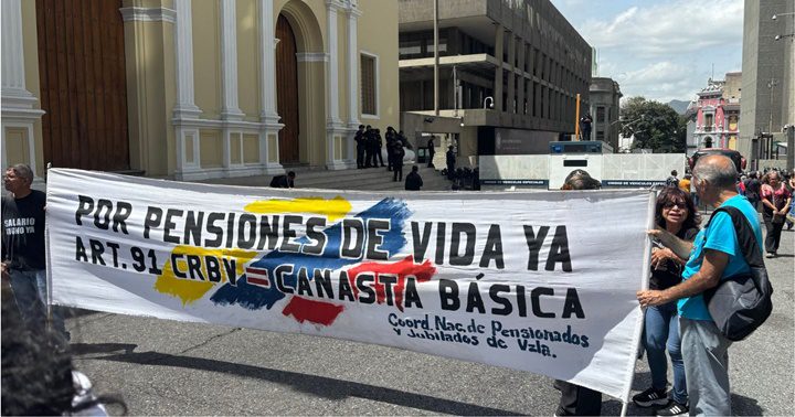 Viejitos protestan en Caracas mayo 2026