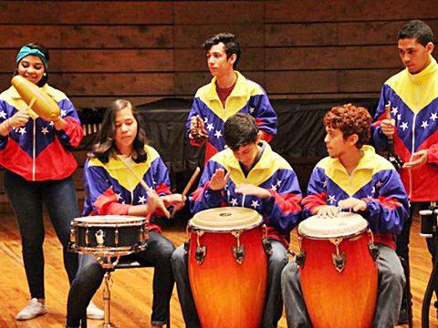 Jóvenes músicos