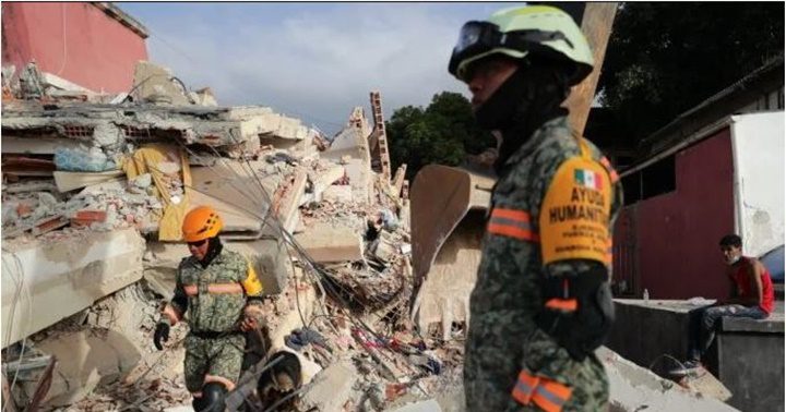Militares Méxicanos en La Guaira