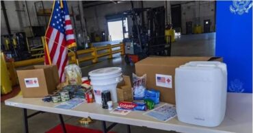 Cajas de ayuda humanitaria a Cuba