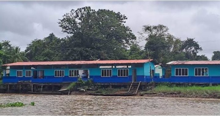Escuela Jobure de Curiapo Delta Amacuro