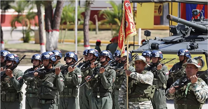 Militares venezolanos