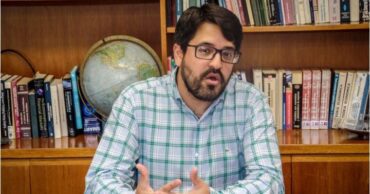 Asdrúbal Oliveros