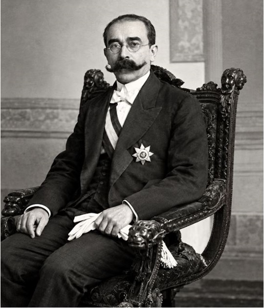 Victorino Márquez Bustillos