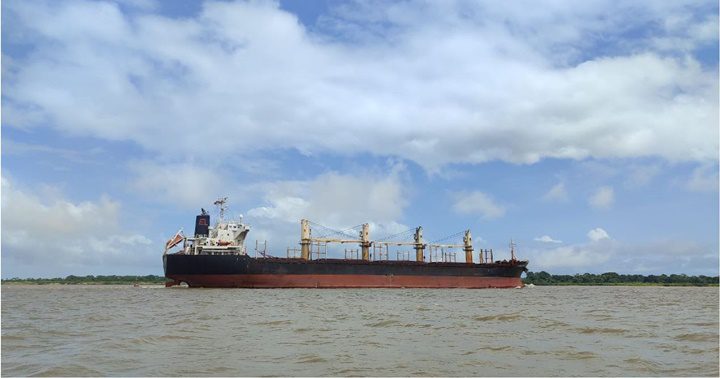 Barco en el Orinoco