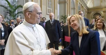 Giorgia Meloni y Papa León XIV